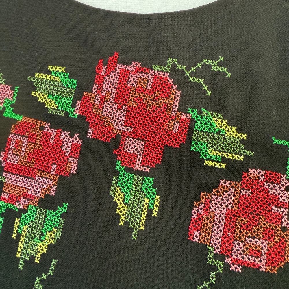 Black Cross Stitch Floral Sleeveless Fit & Flare Dress Size Medium - Picture 2 of 6